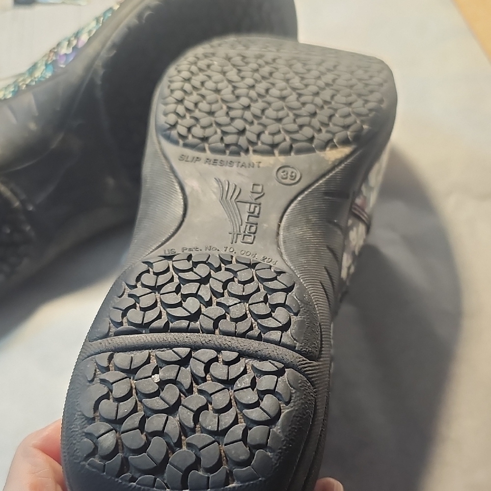 Easy Spirit Black and White Flats - Picture 7 of 8